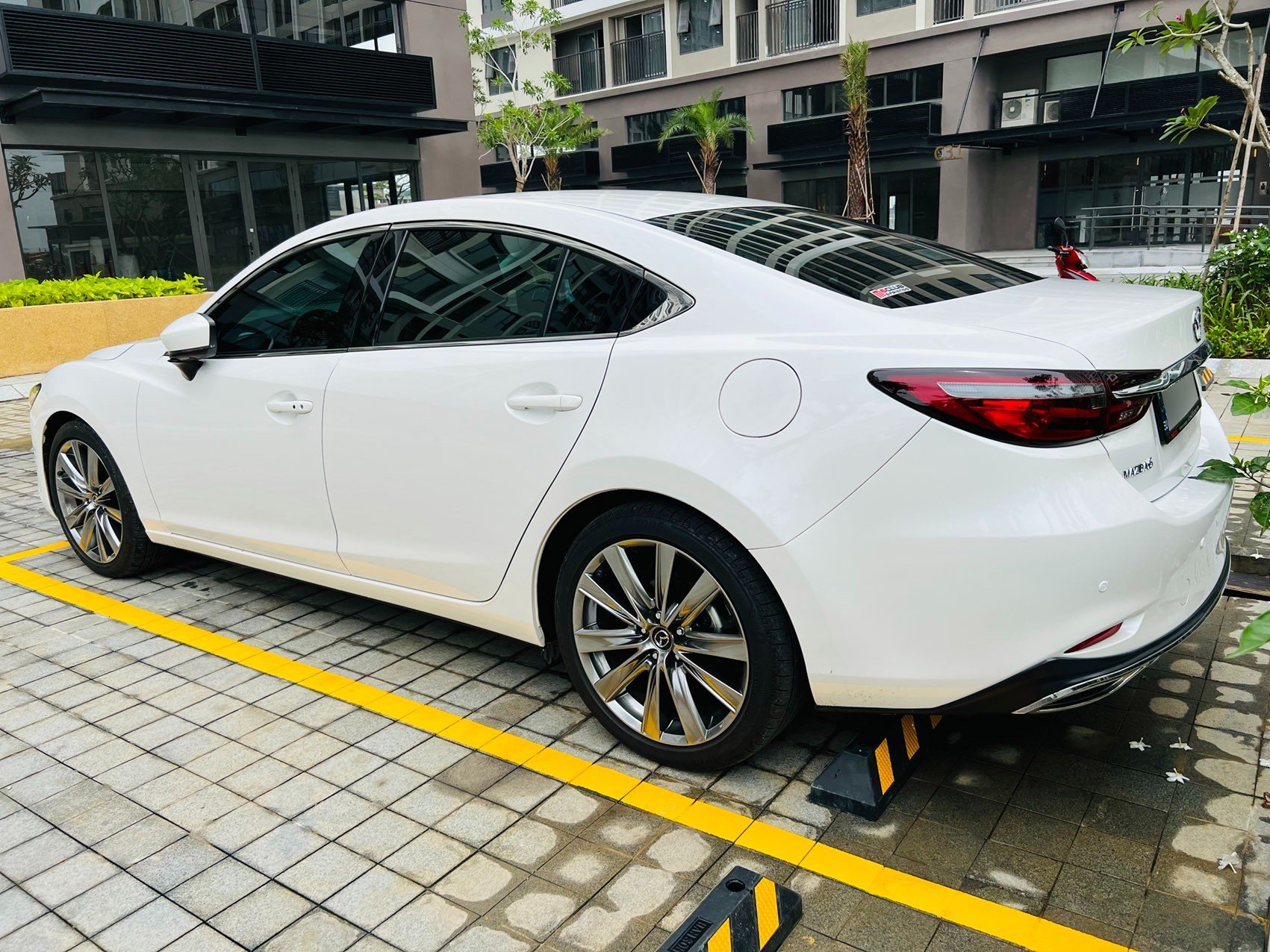 Mazda 6 2.0 AT Premium gói TCCC (full options)
