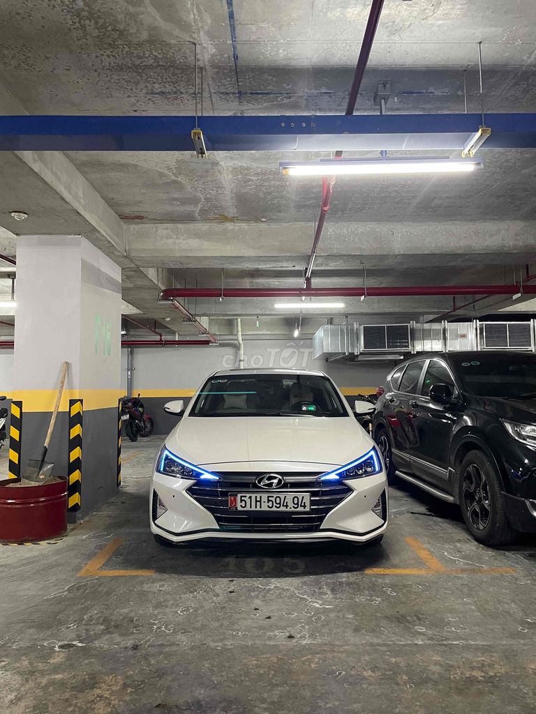►Cần bán Hyundai Elantra 2.0 2019 một chủ, biển TP.HCM