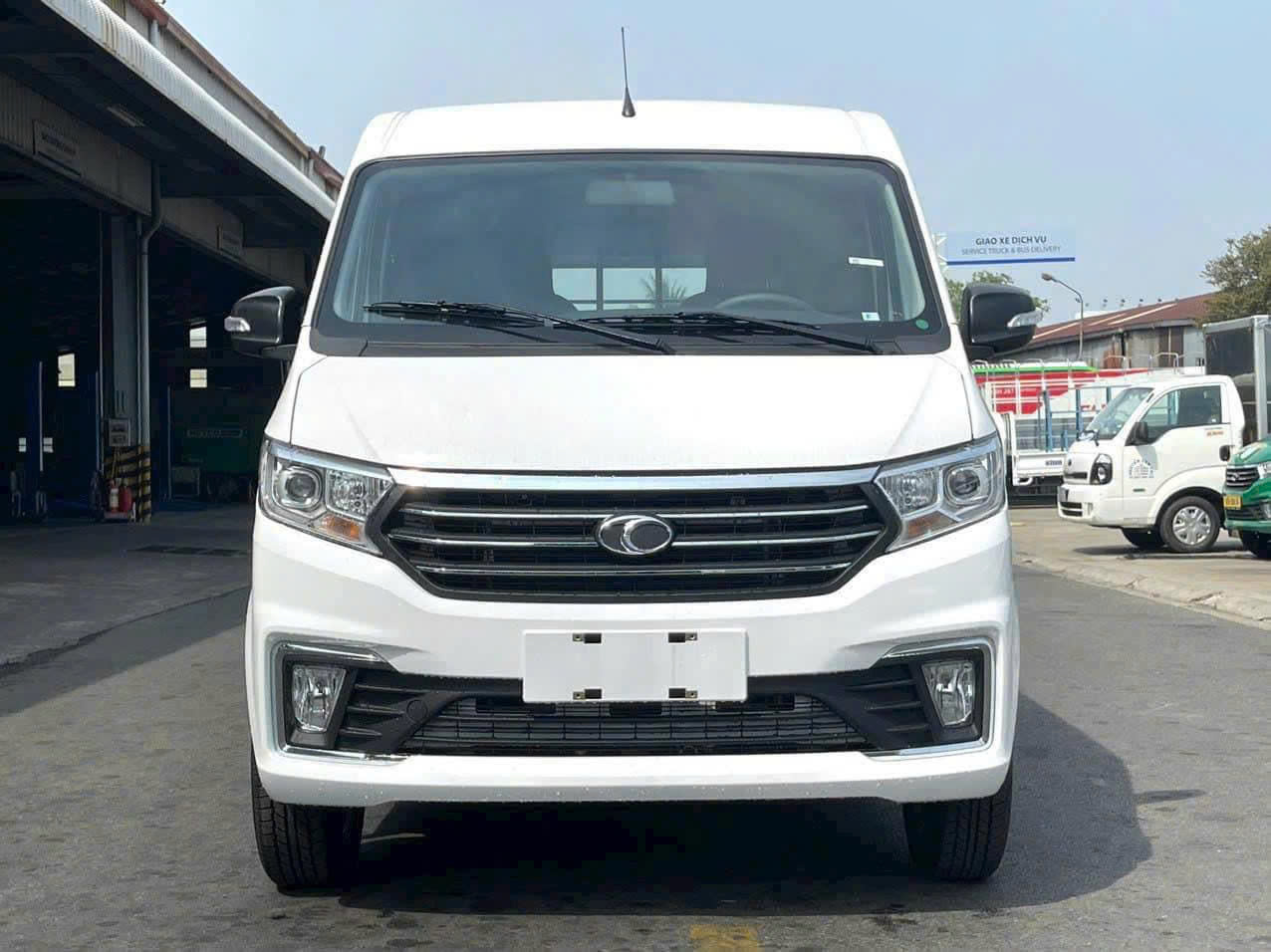 ►  Xe Tải Van Thaco TF420  (2 chỗ) thùng 2m3, Tải 945kg