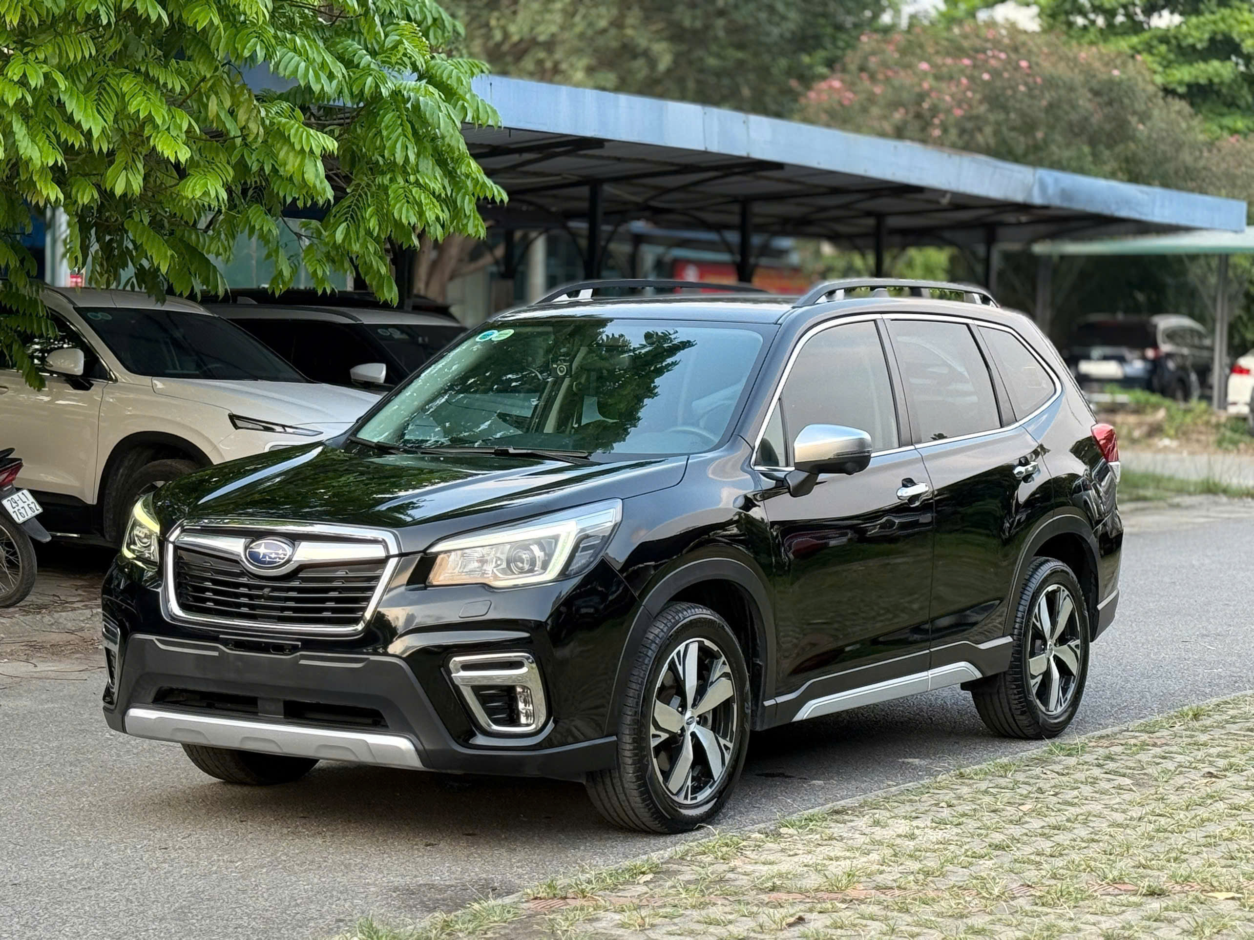 Subaru Forester 2.0i-S 2019 màu đen. Xe 1 chủ từ mới lăn bánh T7/20.