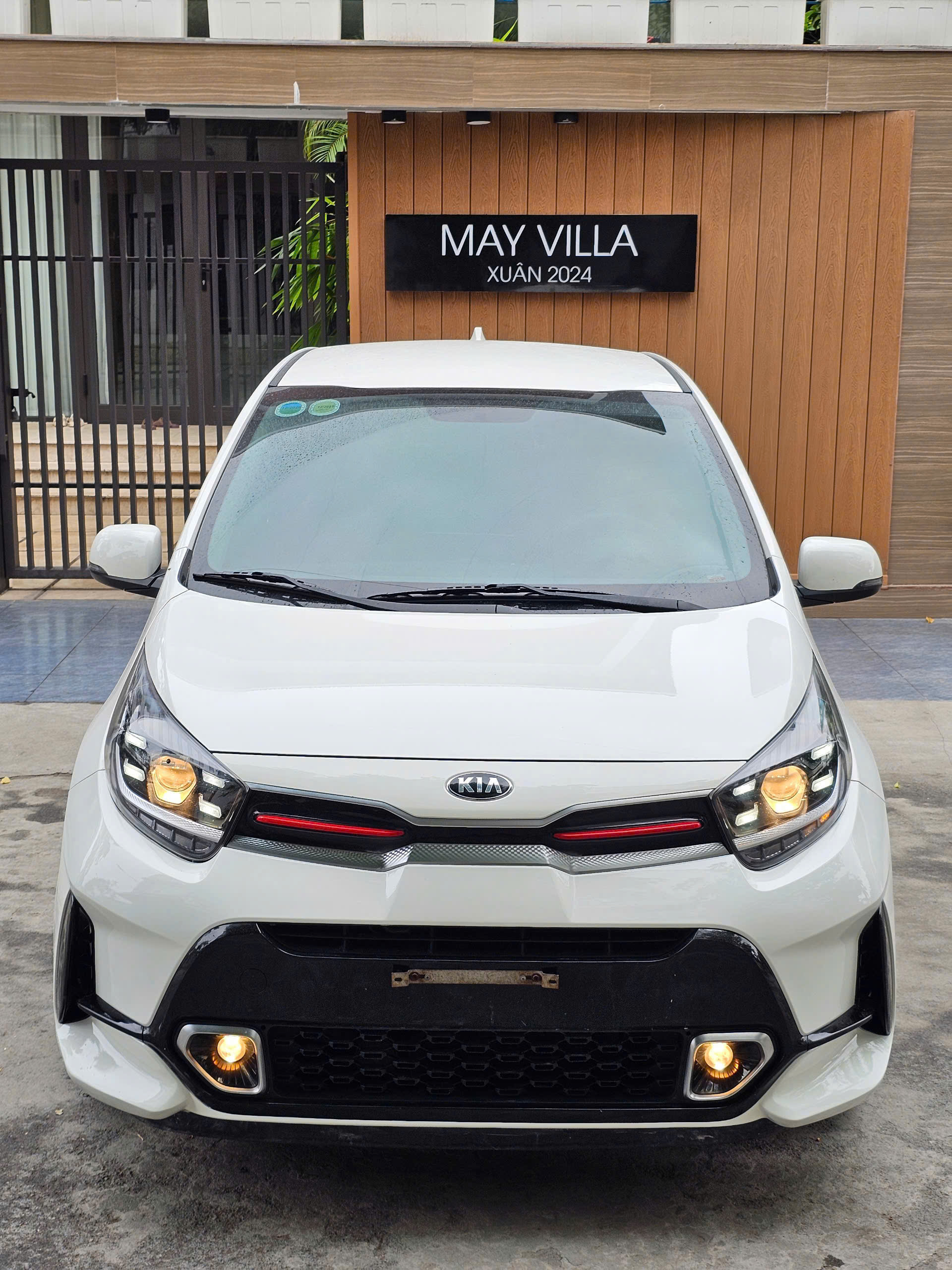 Chính chủ bán xe Kia morning  GT-liNe-2021