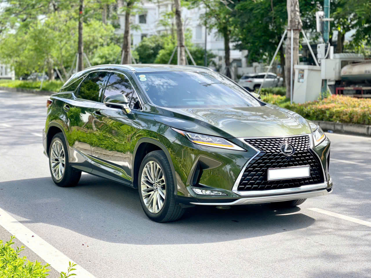Hàng mới LEXUS RX300 sản xuất 2022 .