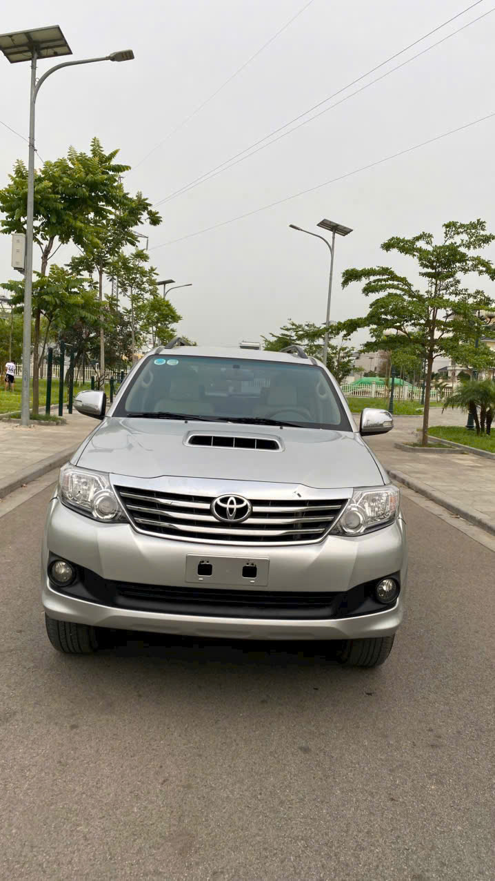 ► BÁN TOYOTA FORTUNER 2.5G – SX 2014