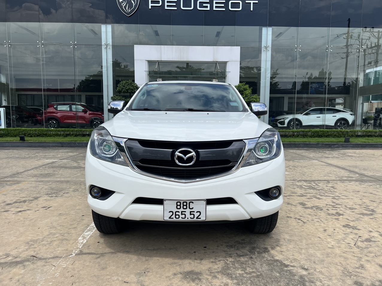 CẦN BÁN XE BÁN TẢI MAZDA BT50 SẢN XUẤT NĂM 2018