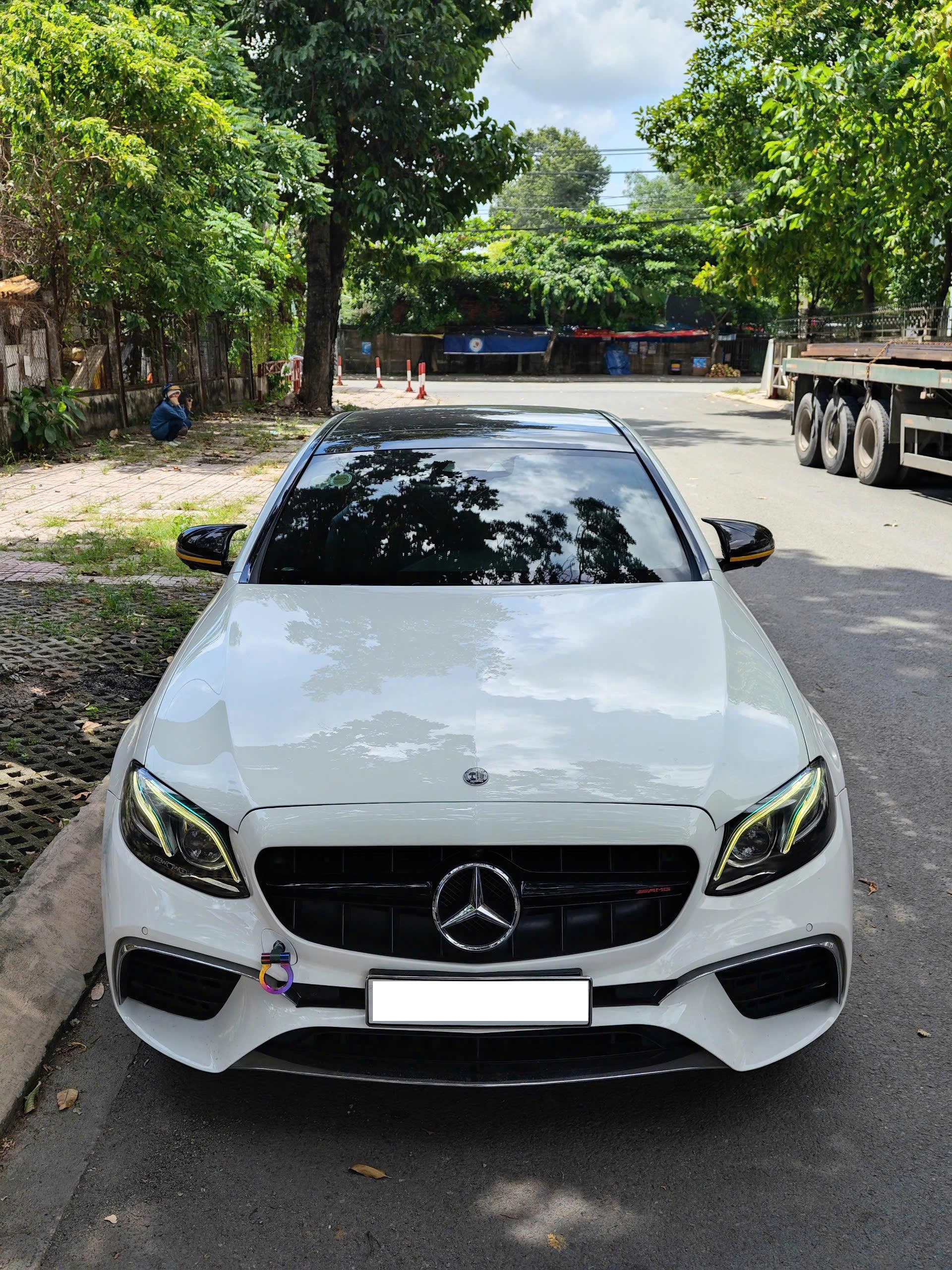 ► E300 AMG  sx 2016 lên 1 số đồ chơi xịn .