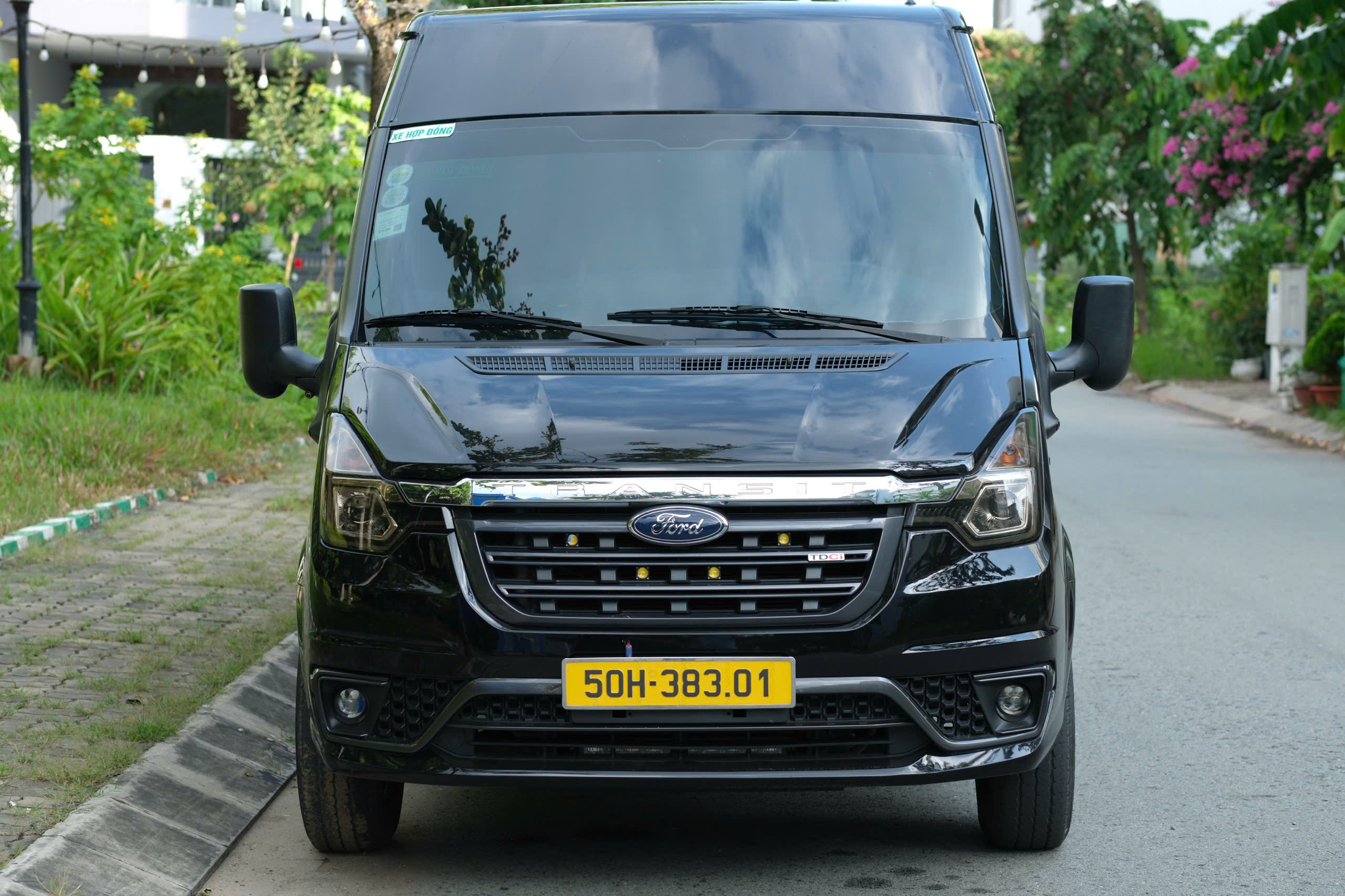 - Bán Ford Transit 16 chổ đăng ký 1/2024 ( Không Gấp )