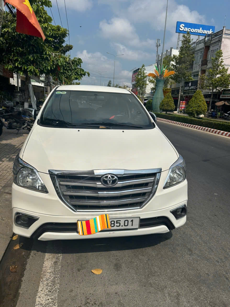 Chính chủ bán xe Innova 2015 - Bảng J