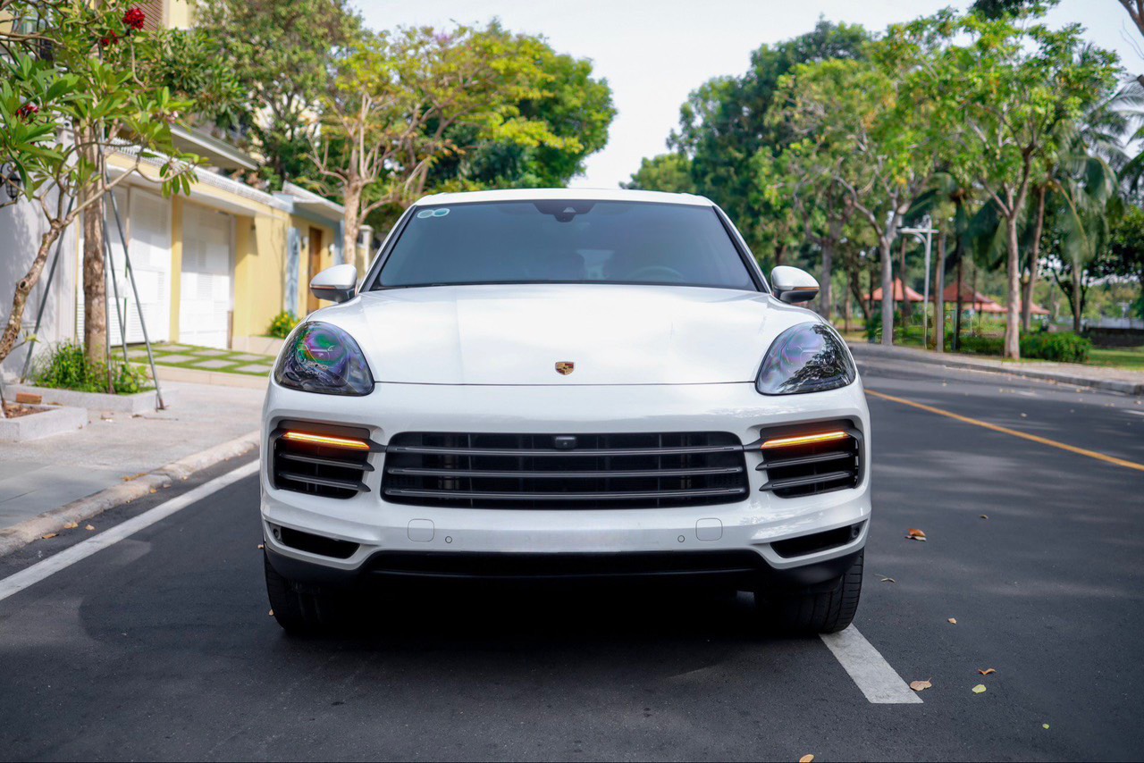 ► Porche Macan 2020