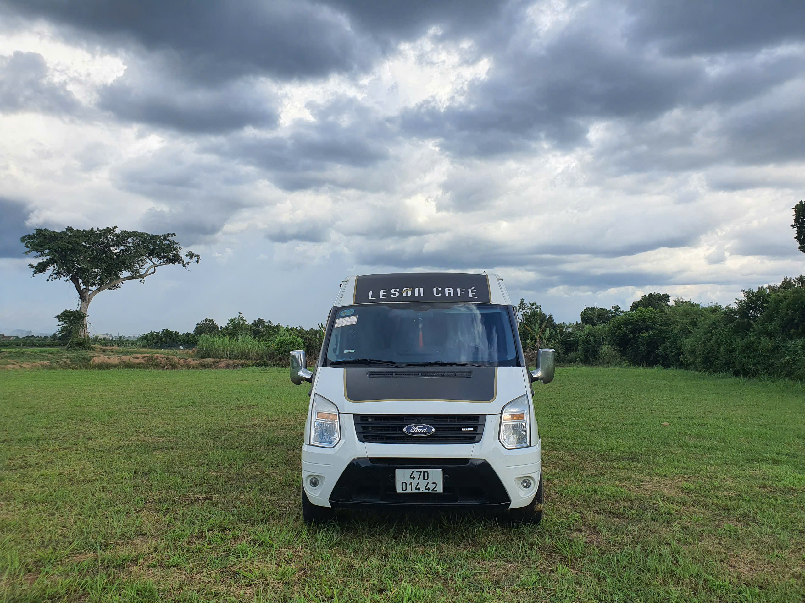 ►  BÁN XE FORD TRANSIT MOBIHOME - NHÀ DI ĐỘNG CAO CẤP