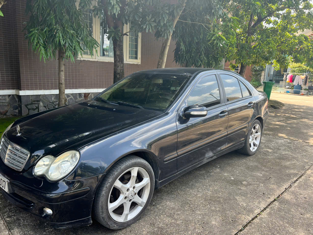 Chính chủ bán xe Mercedes Benz C Class 2005 (bản Sport)