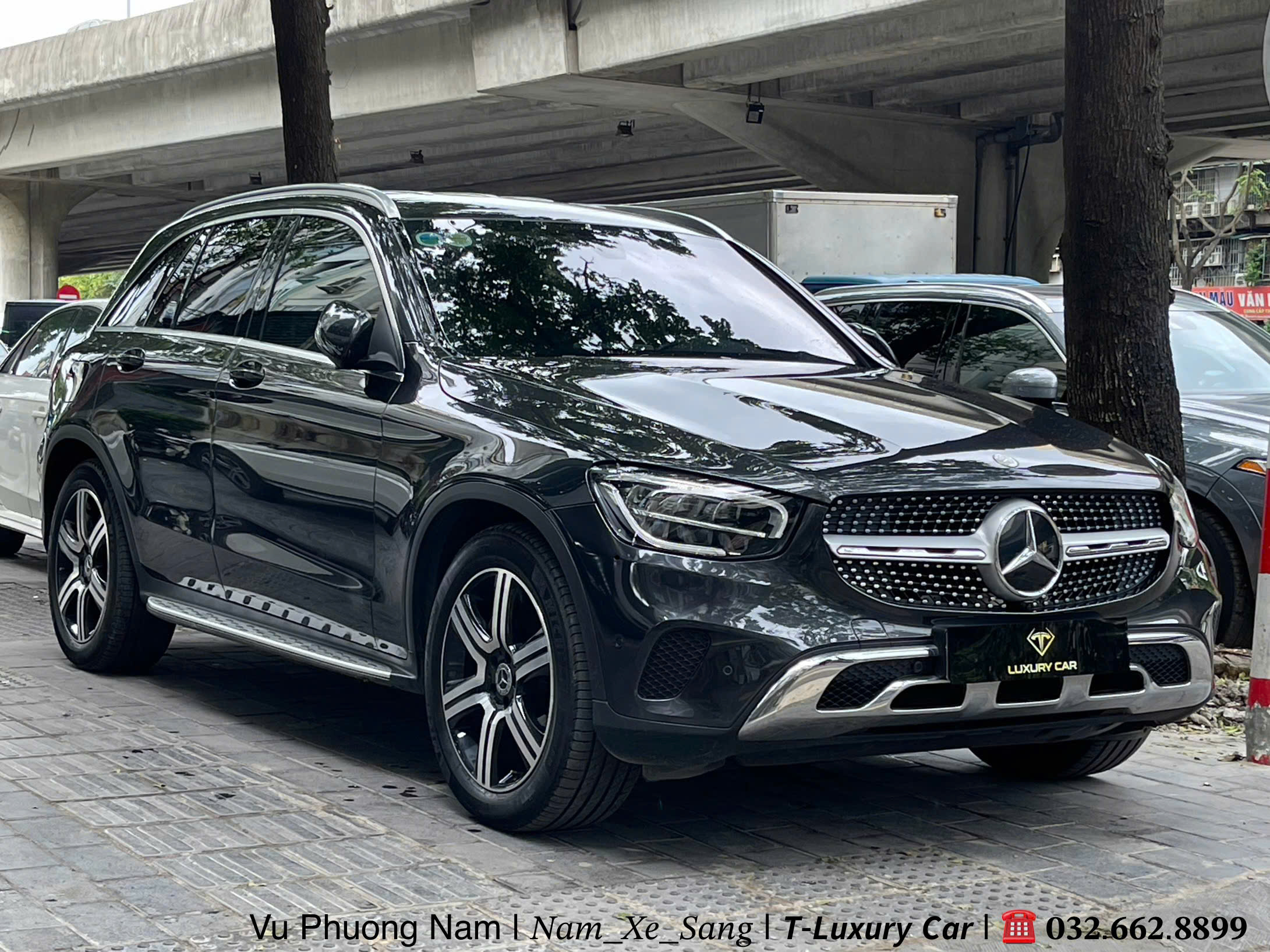 GLC200 4matic Sx: 2020 Màu xám gray / nội thất kem Odo: 2v6 kilomet Full ls hãng