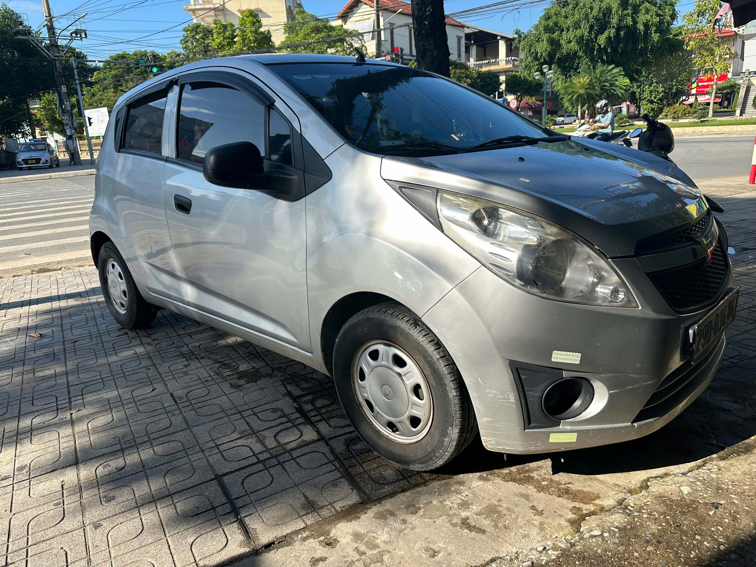 CHÍNH CHỦ  CẦN  BÁN XE CHEVROLET 2012