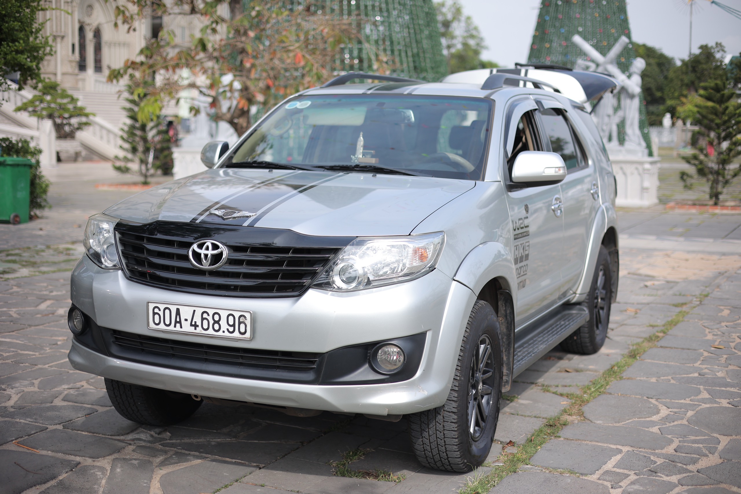 Chính chủ cần bán Xe fortuner 2.7 V đời 2014