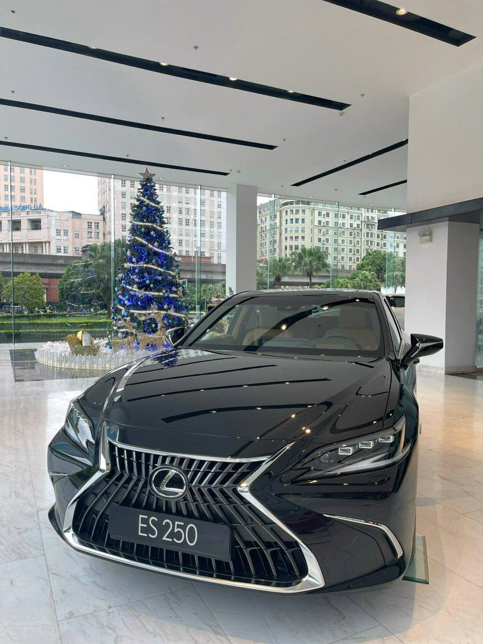 BÁN XE  LEXUS  ES250  AXZA10L- AEZGBW SẢN XUẤT NĂM 2023