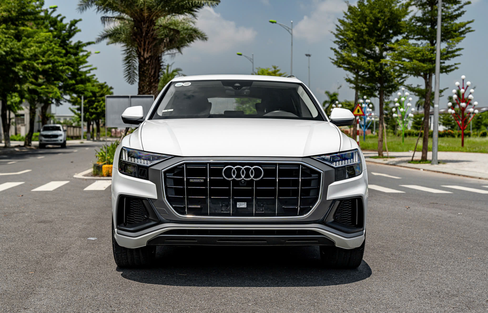 AUDI Q8 2021