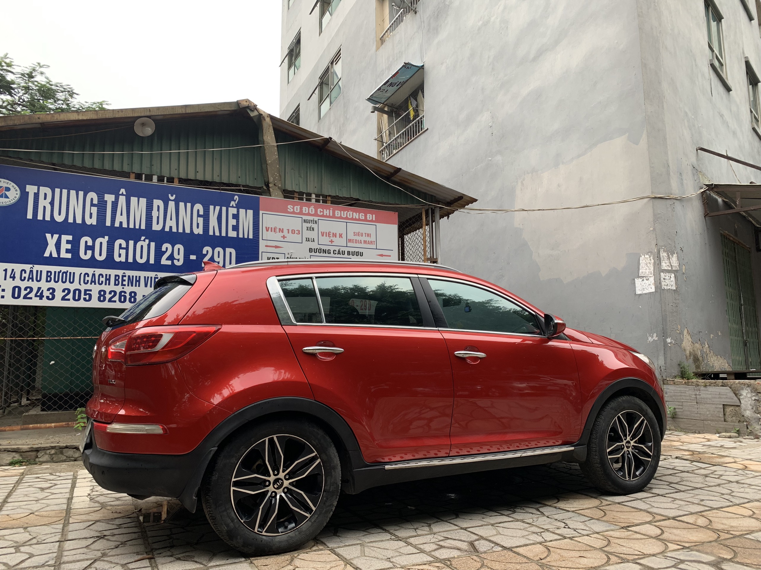 Chính chủ bán Kia Sportage 2010 nhập khẩu nguyên chiếc; Bản TLX full, biển HN.