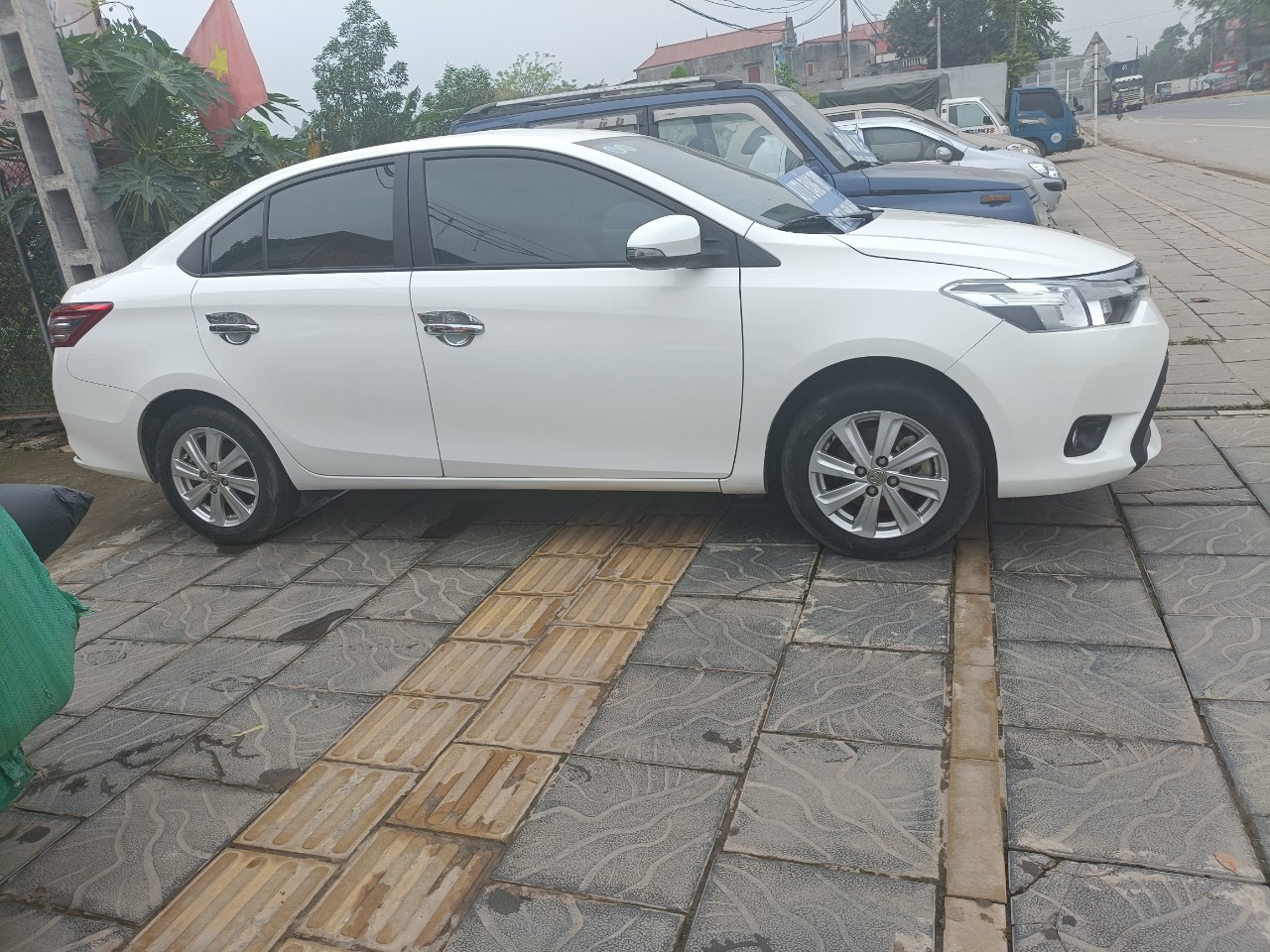 Cần bán Vios 2014 E