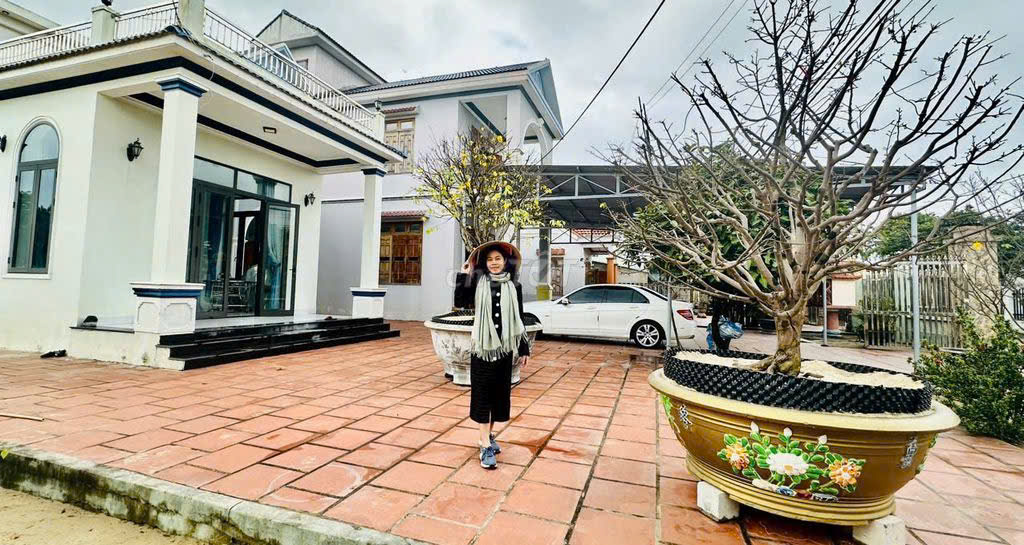 https://bonbanh.info/uploads/images/upload/13-08-26/1786585158489_8598597103687906440_8598597103687906440_c238baec3194f40c68a59441681fe688.jpg