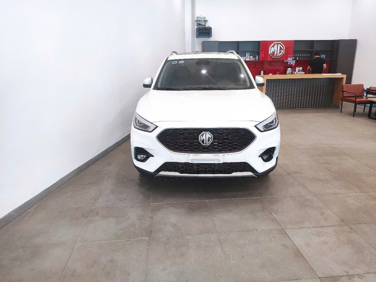 Chính chủ bán xe  MG ZS Lux sx  2023 màu trắng