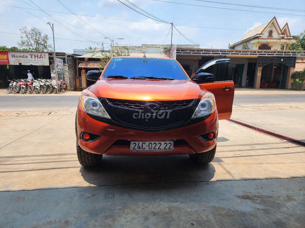 CHÍNH CHỦ CẦN BÁN XE MAZDA BT50 SẢN XUẤT NĂM 2013