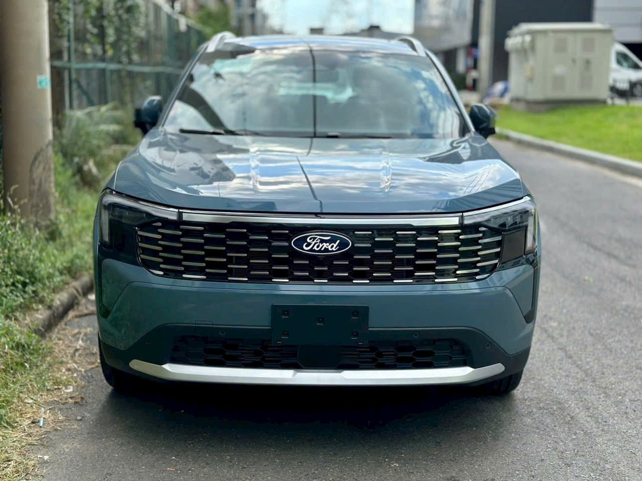►  FORD TERRITORY - Một lựa chọn xe SUV 5 chỗ lý tưởng với thiết kế sang trọng, không gian nội thất rộng, Công nghệ thông minh hiện đại…