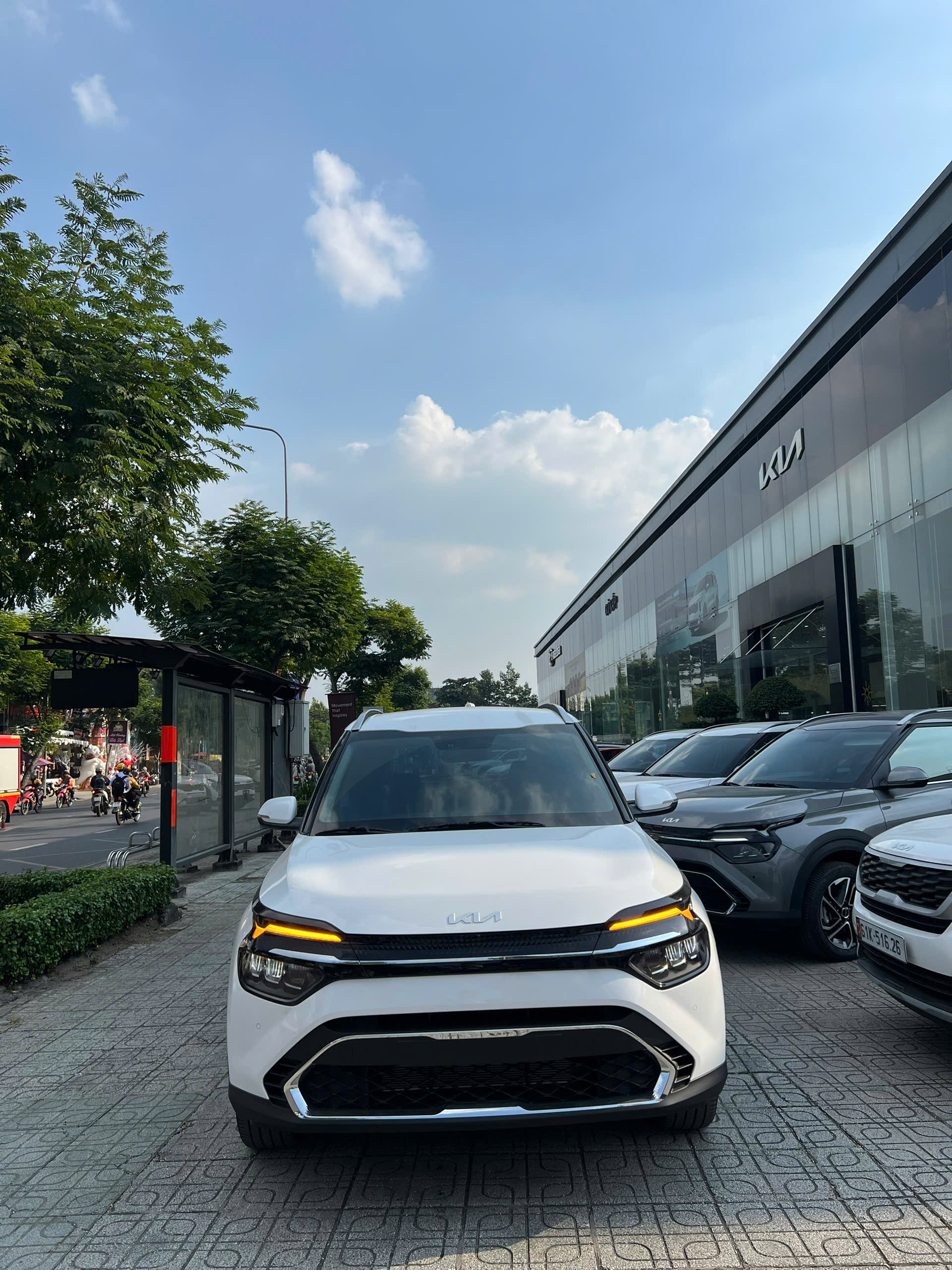 ►  KIA CARENS LUXURY 2025 – MPV hiện đại cho gia đình Việt