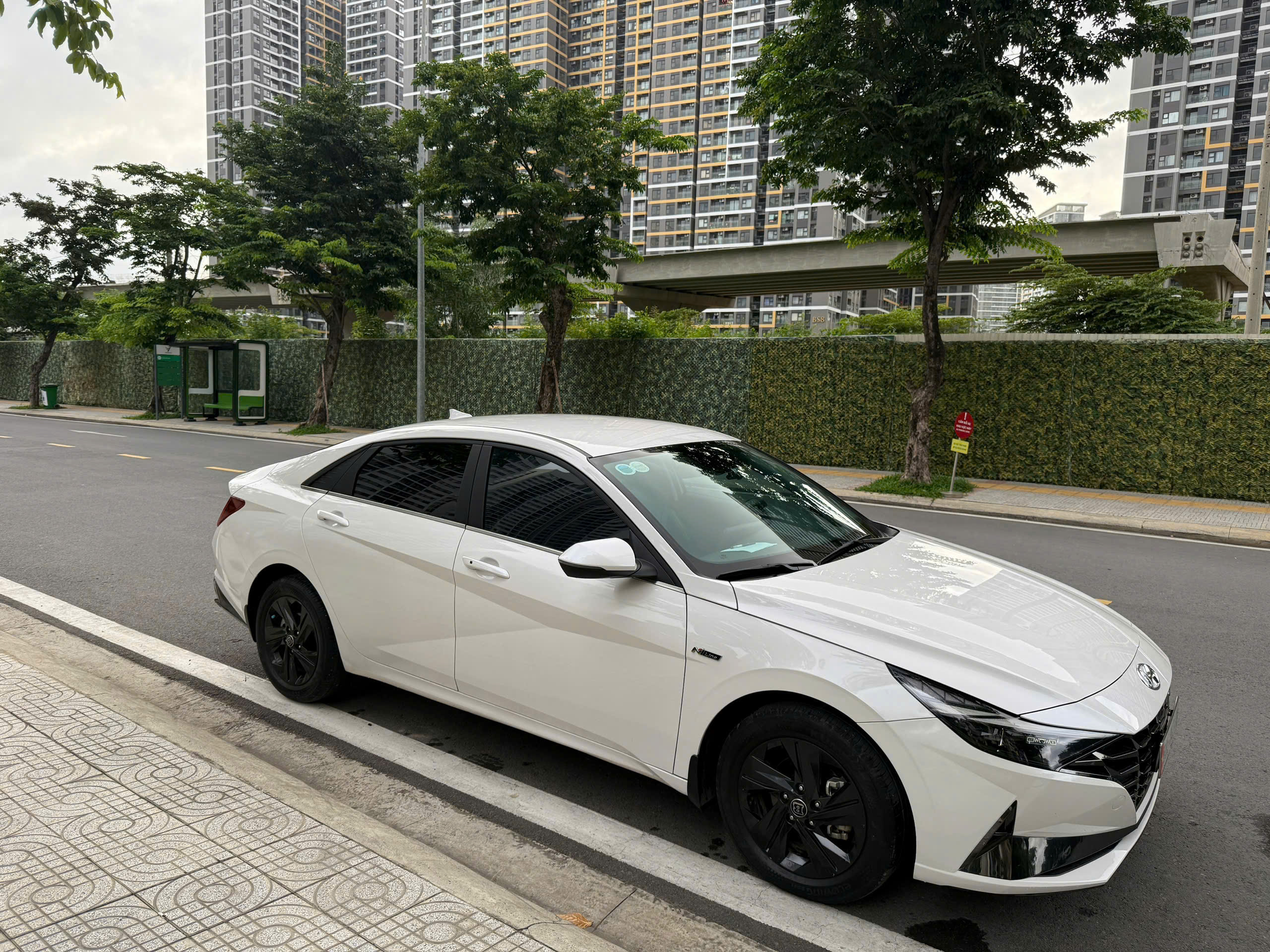 ►  Phiên bản: Elantra 1.6 Đặc Biệt