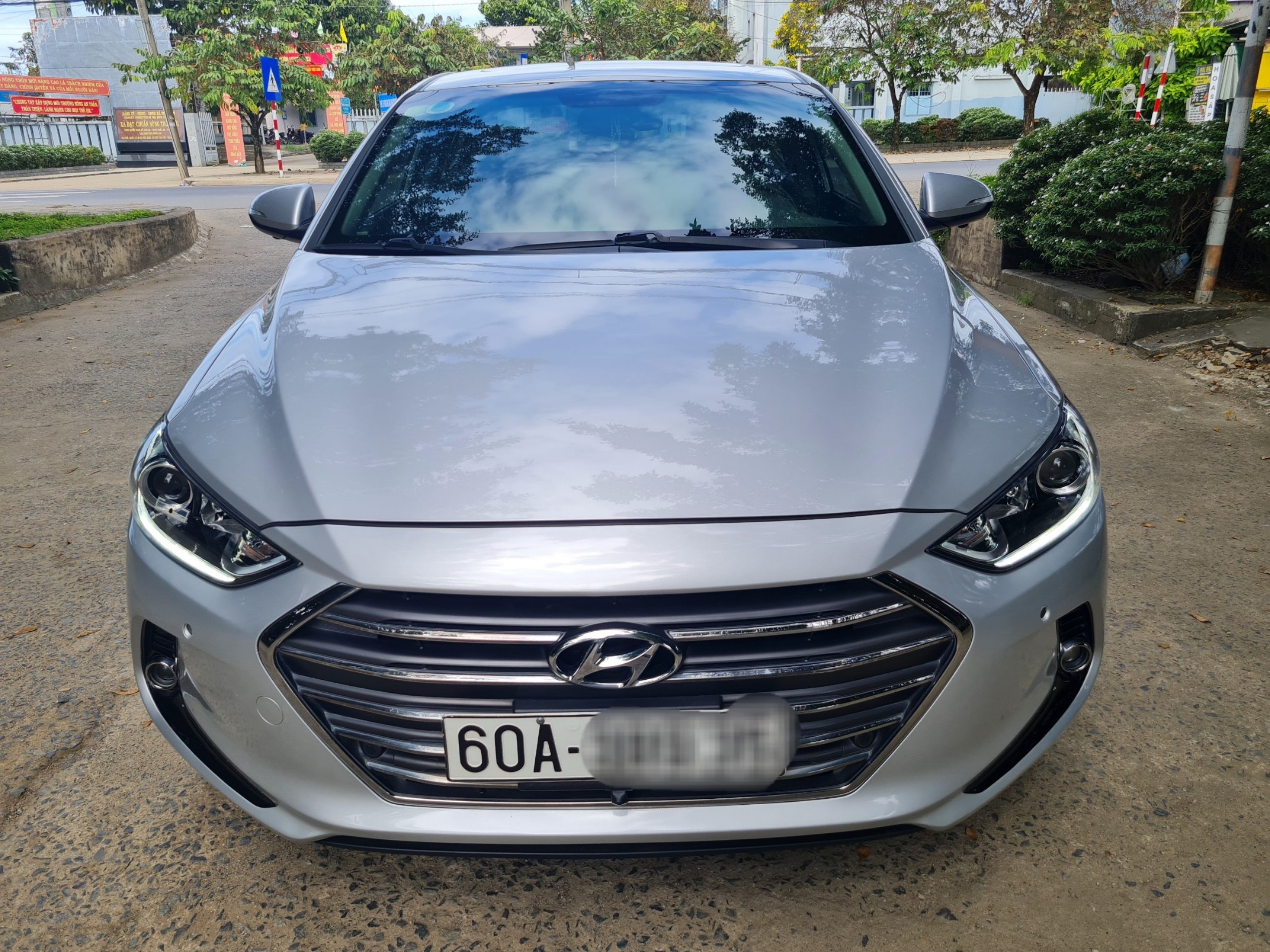 Chính Chủ Cần Bán xe Huyndai Elantra GLS.  Bản full 2.0