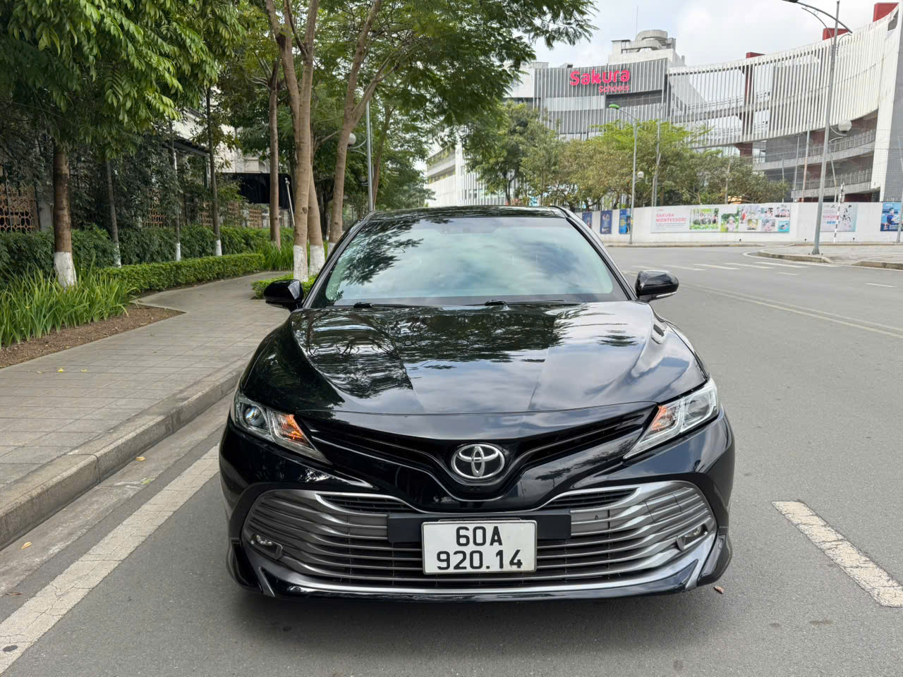 Toyota Camry 2.0G sx 2020 đky 2021 (nhập khẩu)