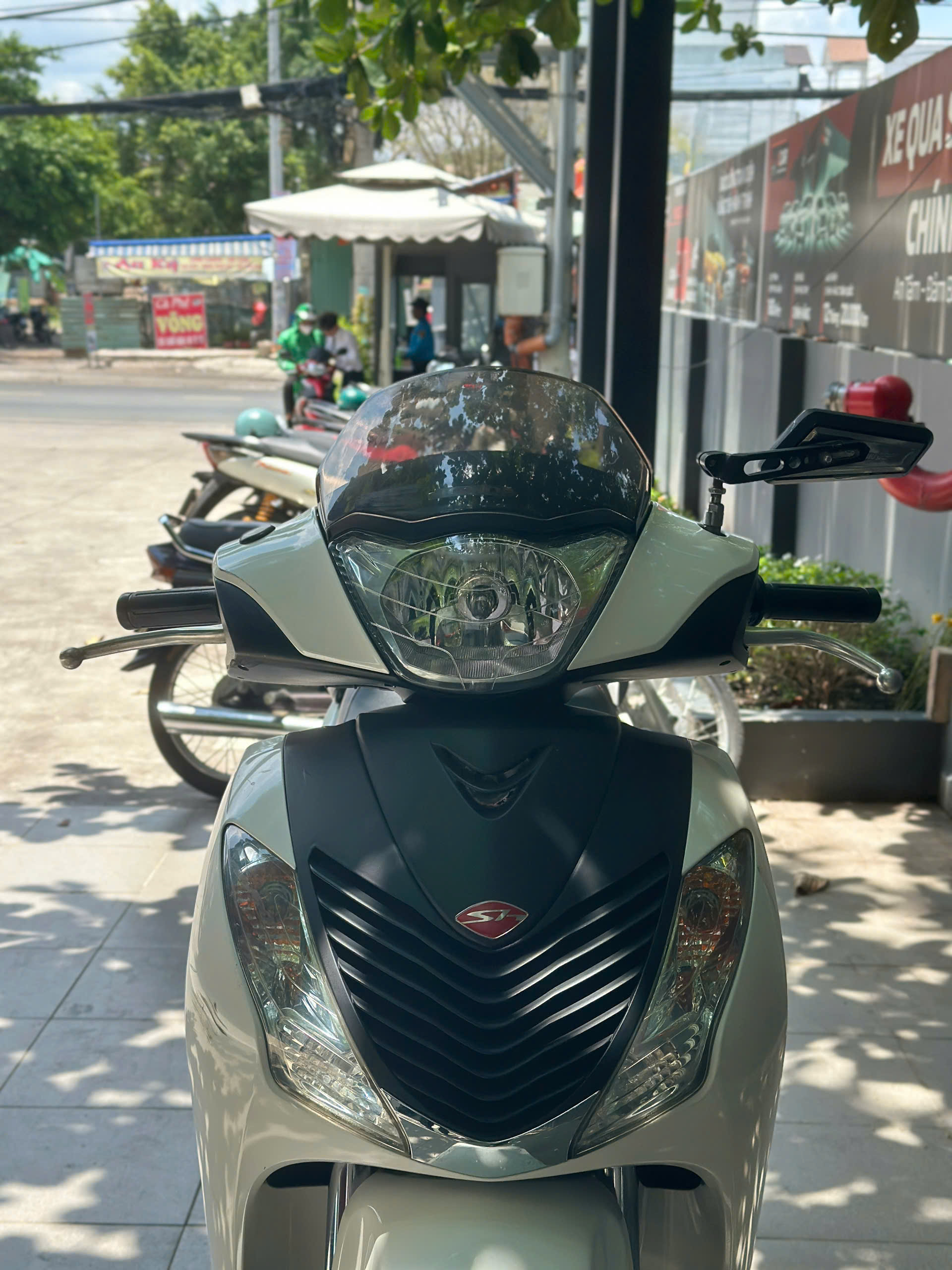 Nhà mình ko còn đi nhiều nên muốn để lại