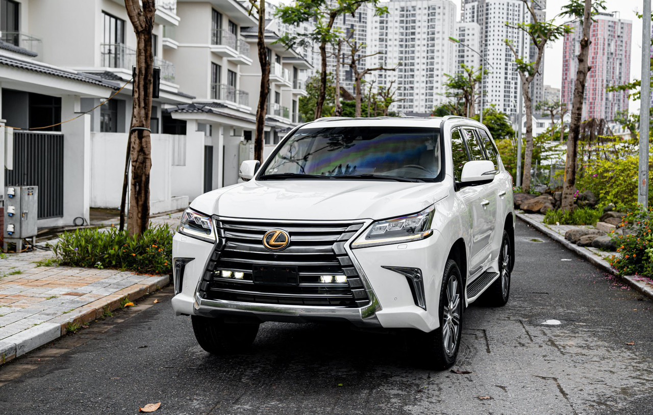 Lexus Lx 570 nhập mỹ model 2016