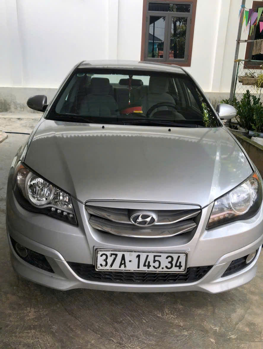 ►Xe Avante số sàn đời 2014