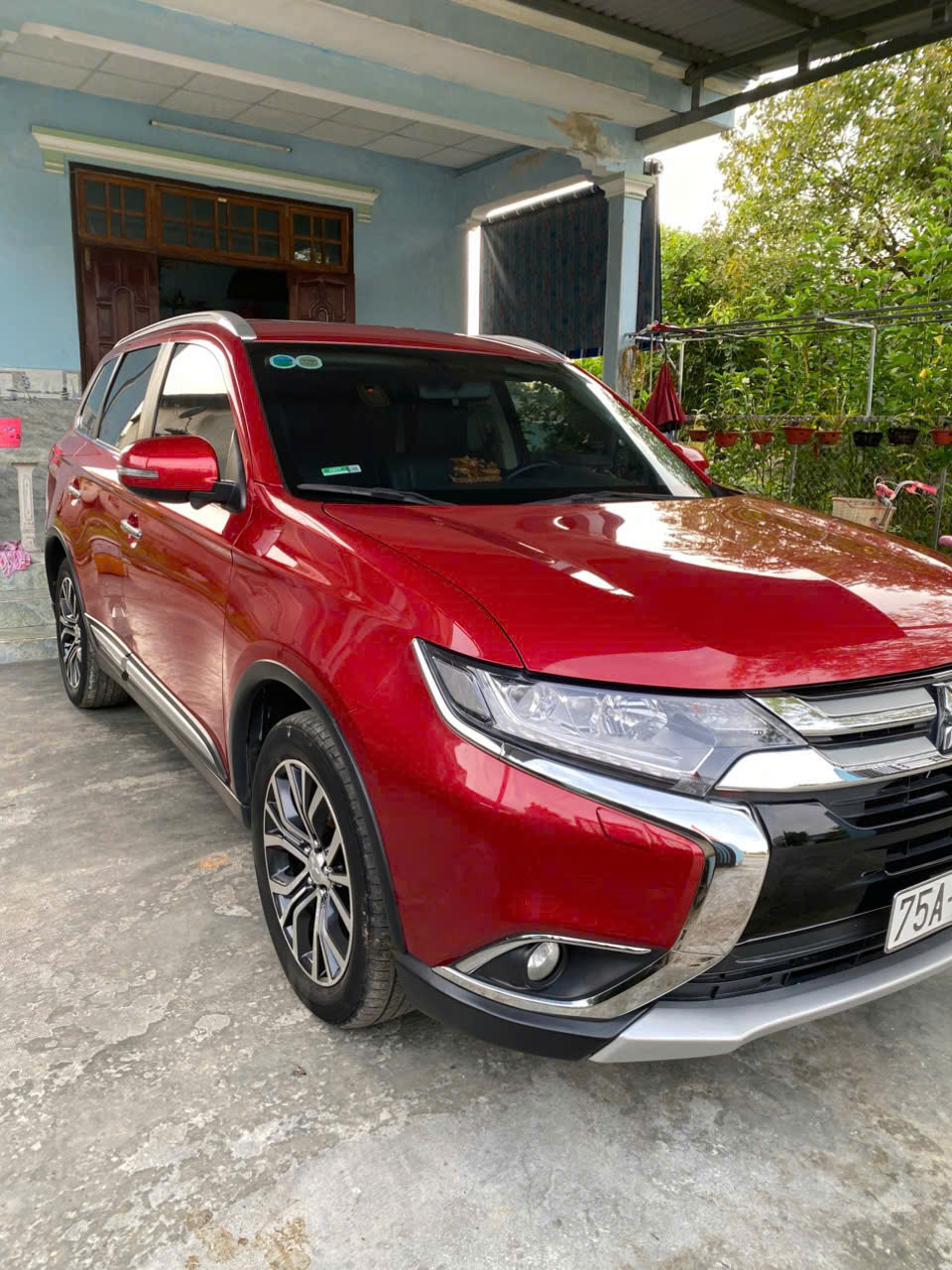 Chính chủ cần bán xe Outlander 2019 prenium
