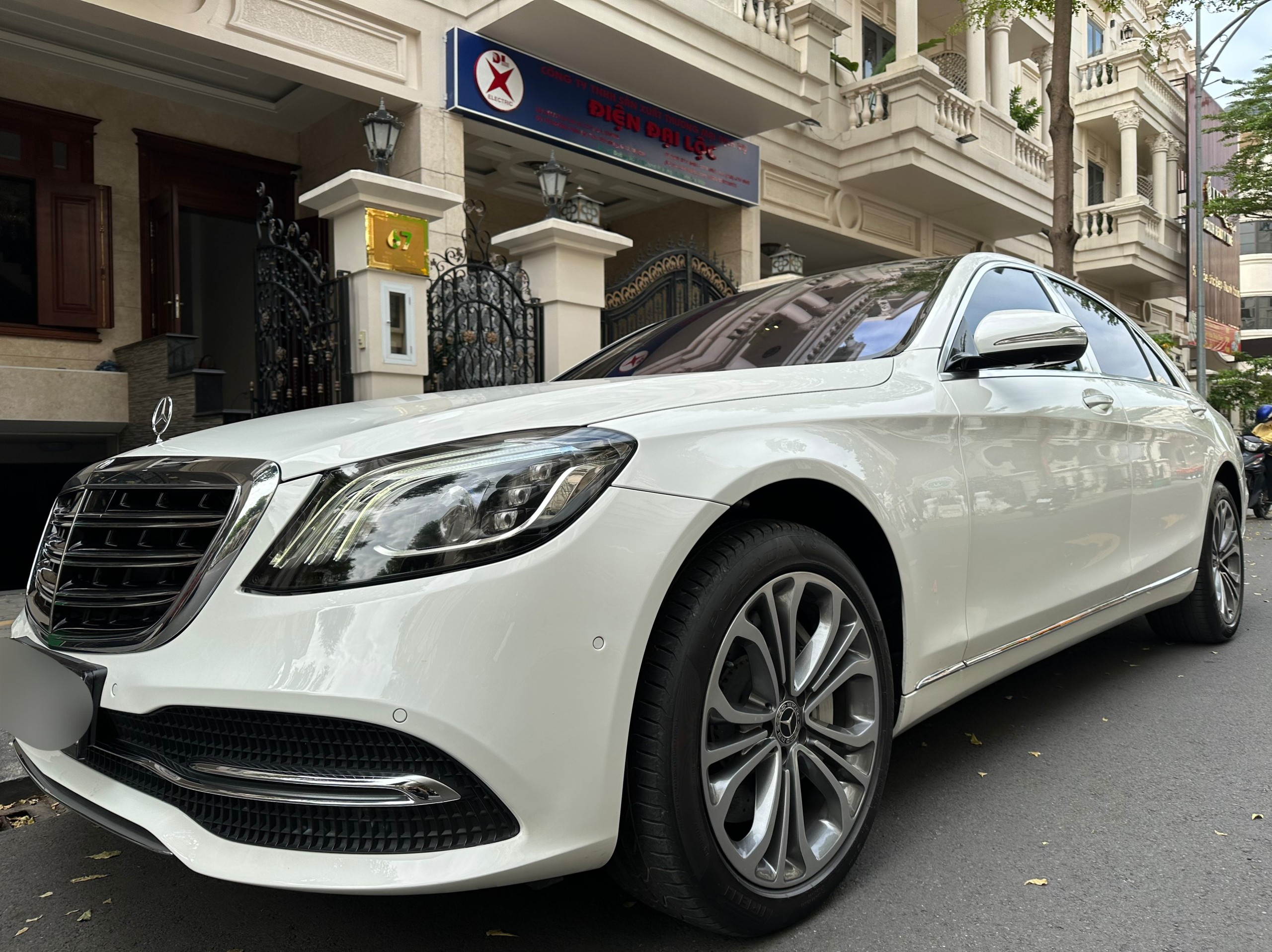 Chính chủ bán xe MERCEDES-BENZ S 450 Bản Luxury đăng kí năm 2018