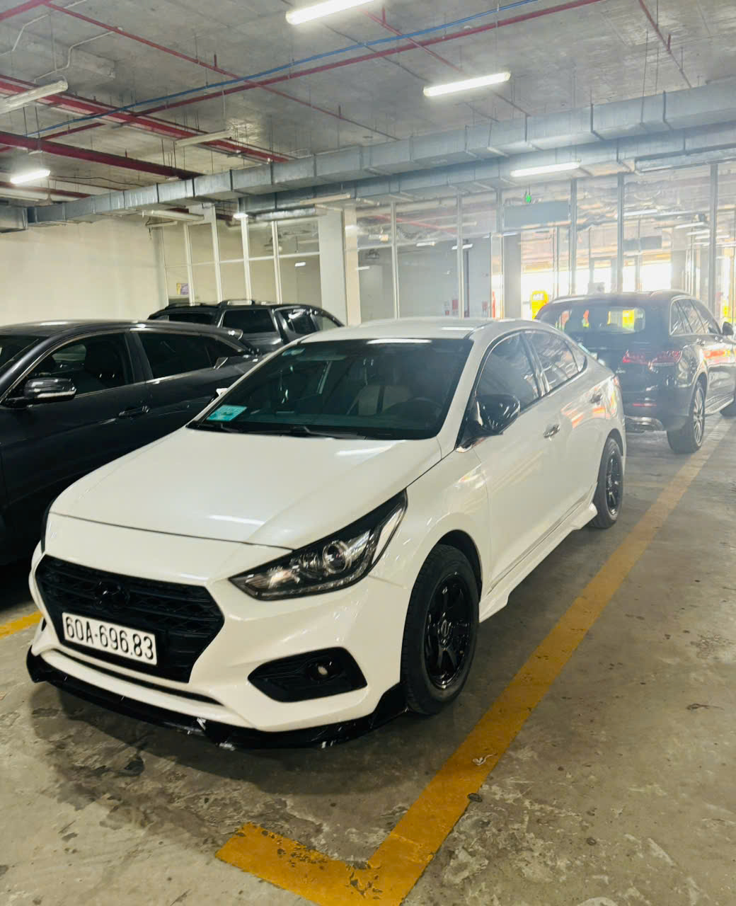 -  Chính chủ Cần bán xe 4 chỗ đẹp