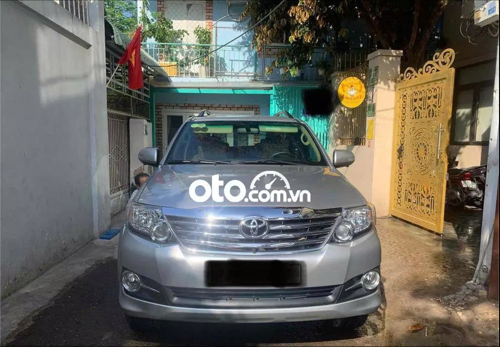 ► TOYOTA FORTUNER 2016 – SỐ TỰ ĐỘNG – MÁY XĂNG – 7 CHỖ