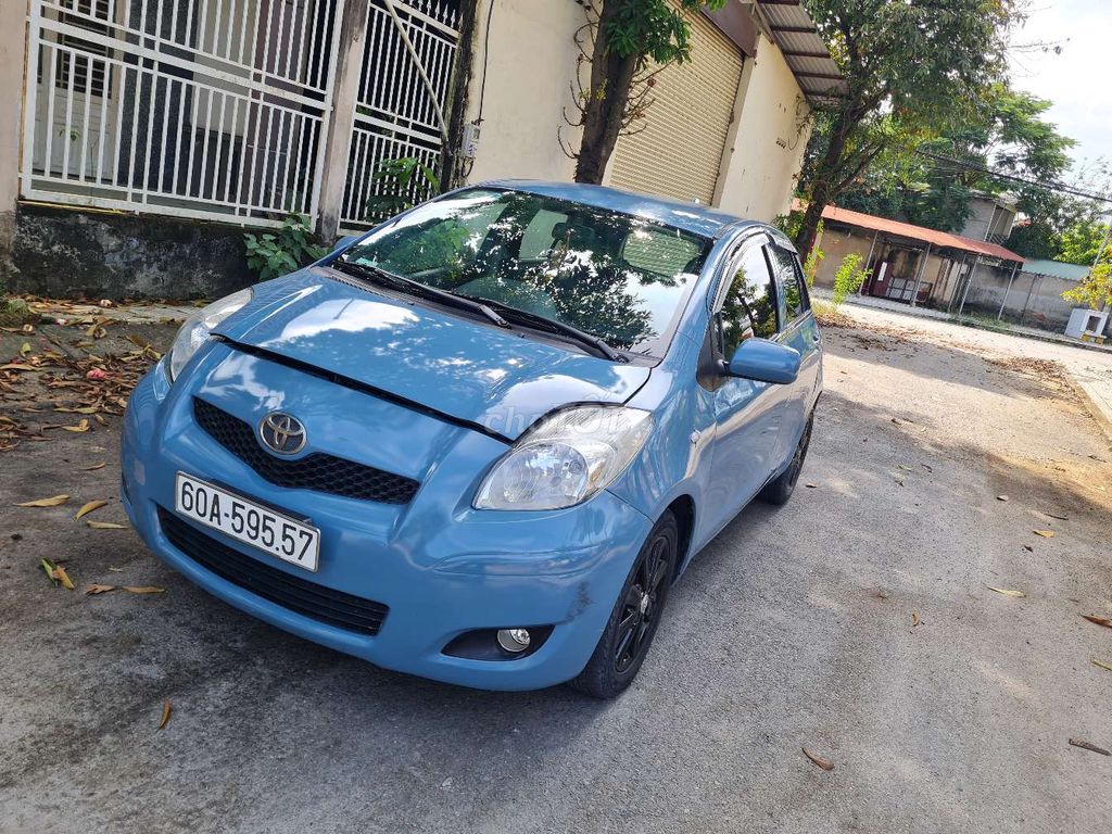 Bán TOYOTA YARIS 2009