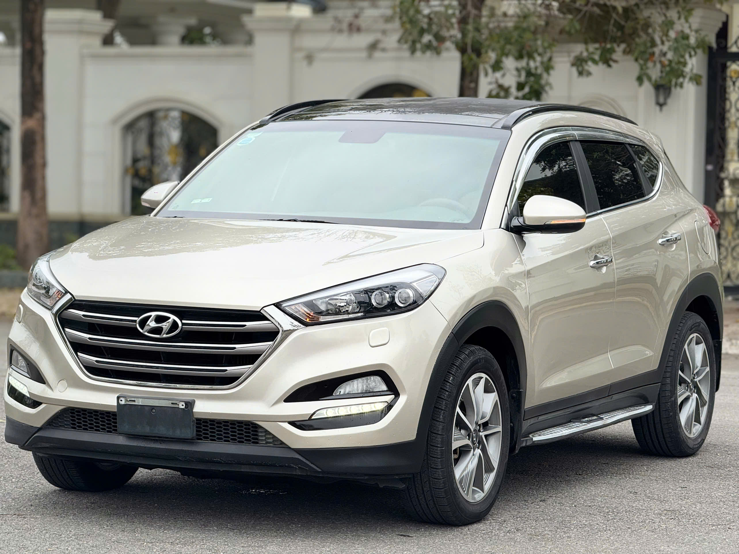 Huyndai Tucson 2.0 Dầu Sản xuất 2019
