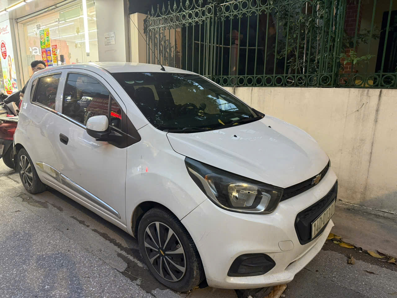 BÁN XE CHEVROLET SPARK - GIÁ RẺ CHO NGƯỜI CẦN XE CHẠY DỊCH VỤ HAY GIA ĐÌNH