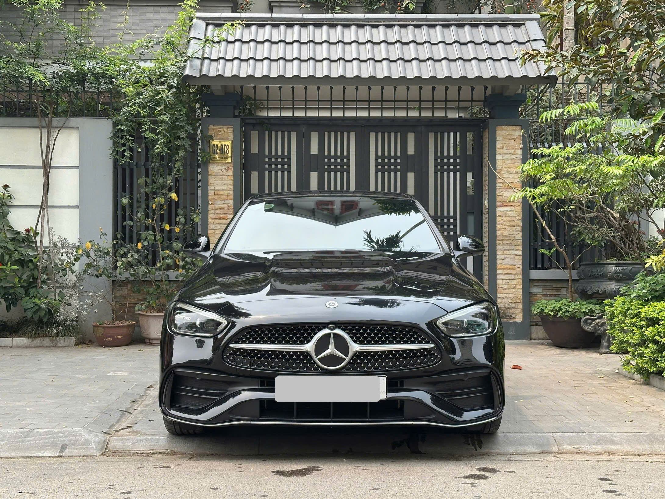 ►  CẦN BÁN Mercedes Benz C300 AMG 2022