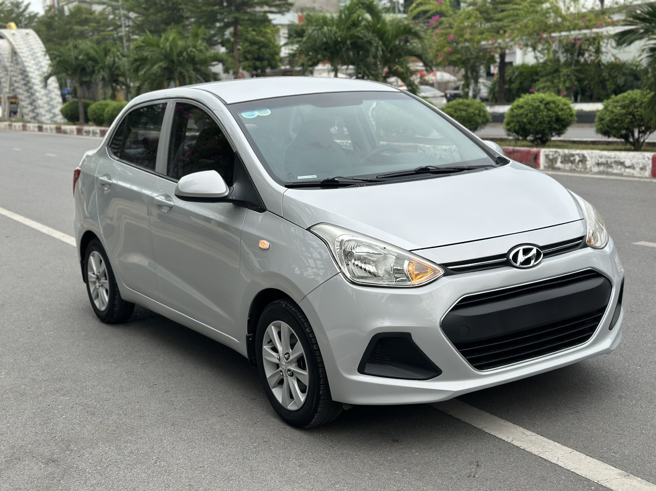 -Chính Chủ Cần bán xe I10 Sedan