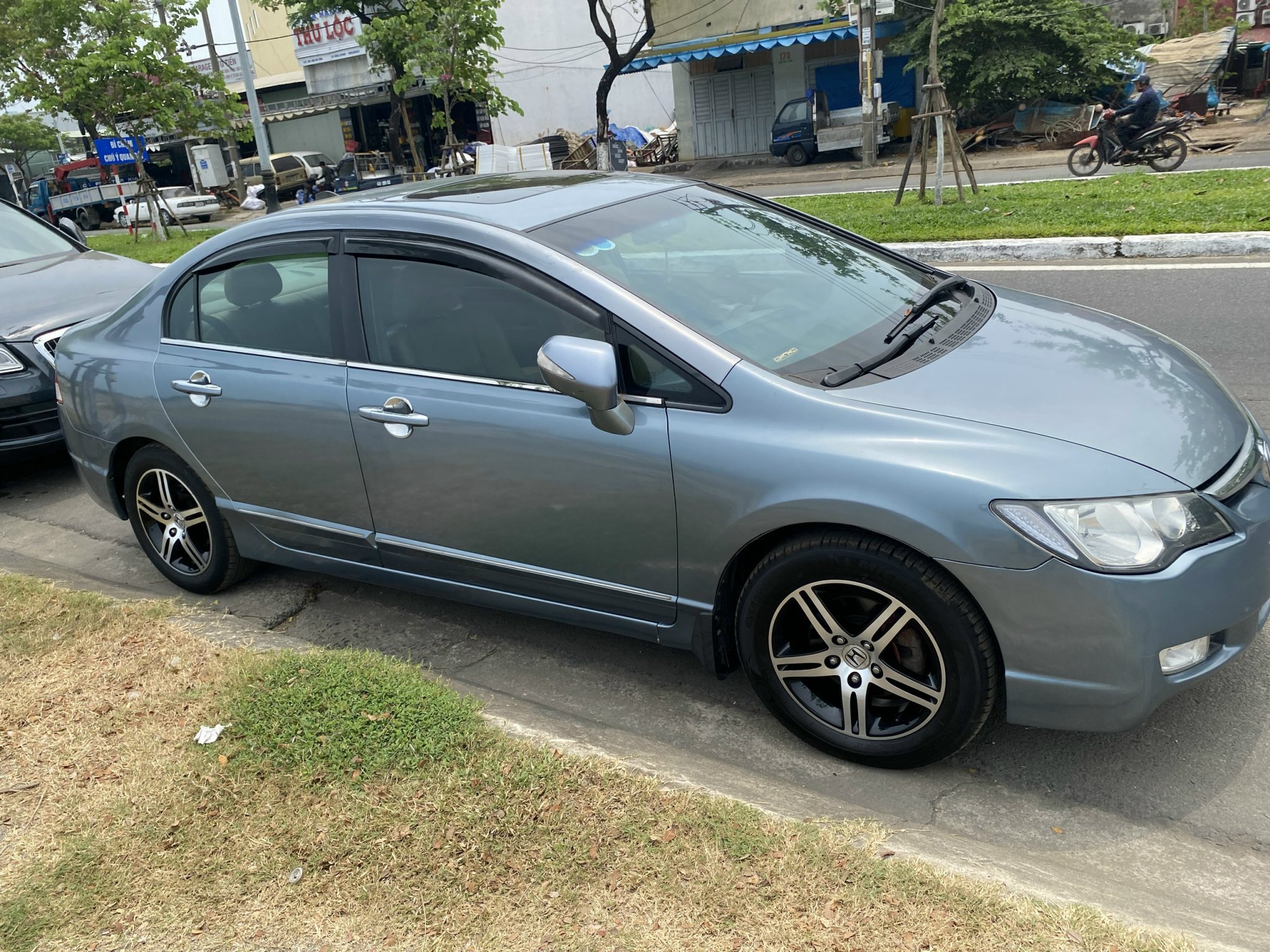 Bán xe Honda Civic 2.0 AT 2008 - Giá 235 triệu.