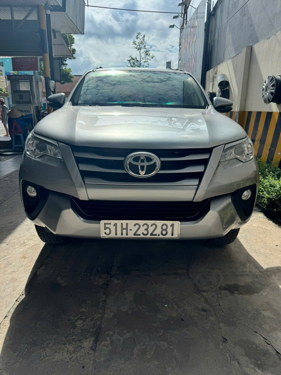 CHÍNH CHỦ CẦN BÁN XE TOYOTA SX NĂM 2019 LĂN BÁNH 2020