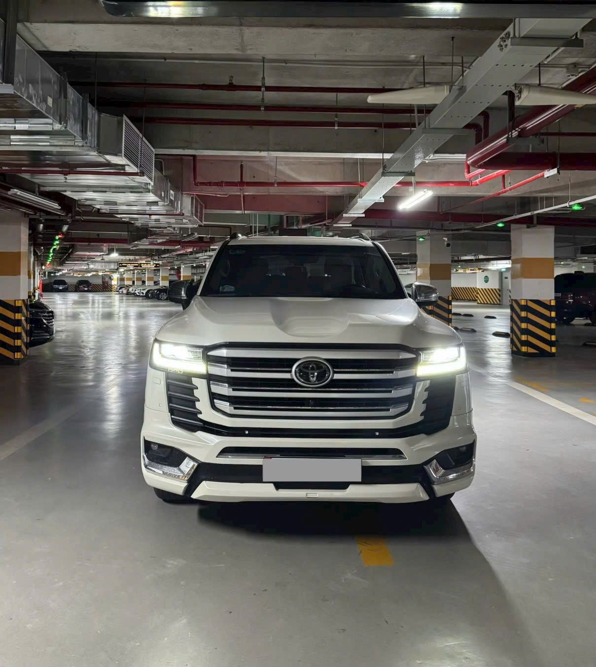 HÀNG VIP GIÁ TỐT - LAND CRUISER 2021 ĐỘ TRUNG ĐÔNG CHÍNH CHỦ