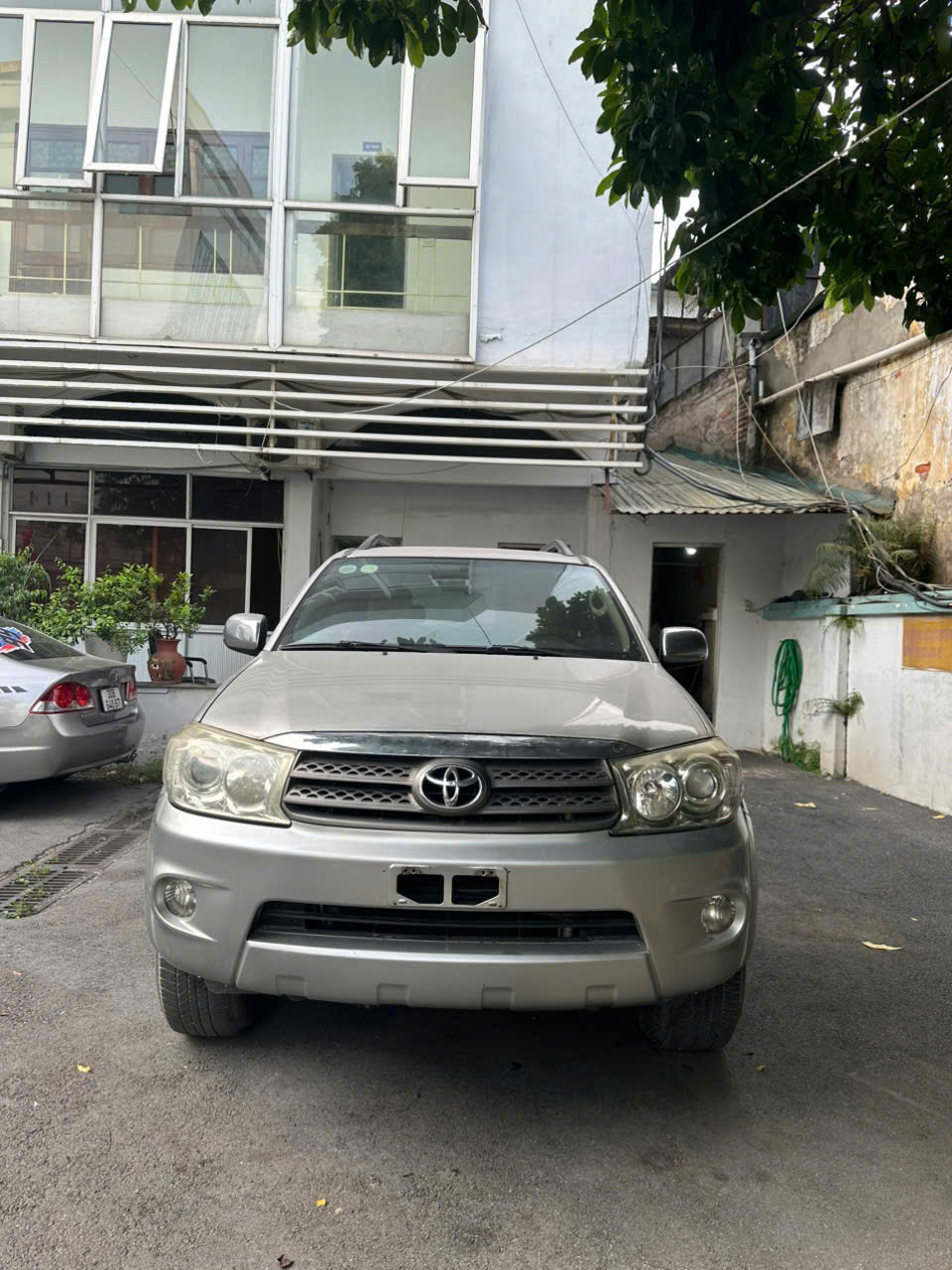 ►  FORTUNER 2011 – STD 2 CẦU – GIÁ CHỈ 270 TRIỆU
