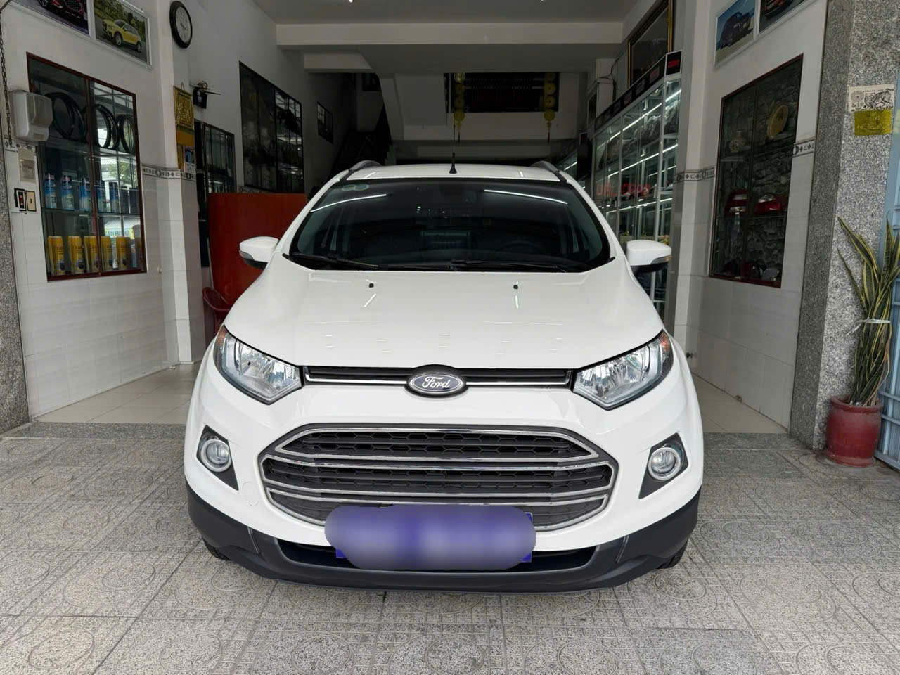 Chính chủ bán xe Ford EcoSport titanium sản xuất 2015