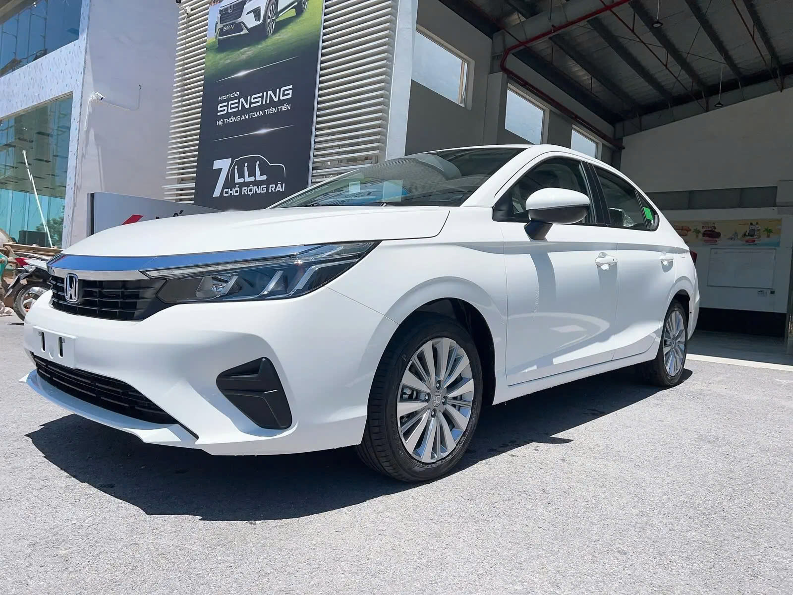 Honda Lần đầu tiên Giảm Giá Niêm Yết Xe