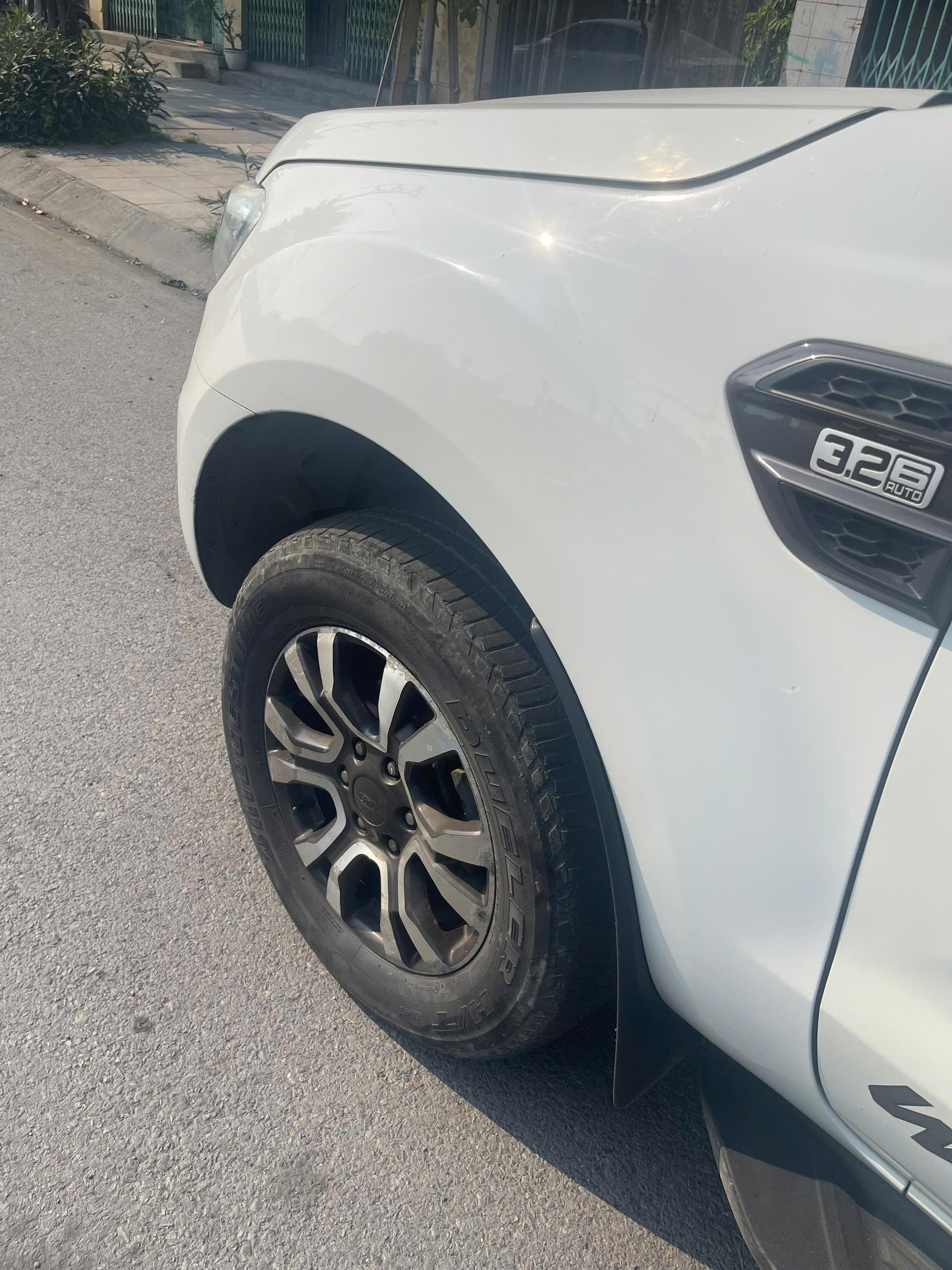 ►  BÁN FORD RANGER WILDTRAK 3.2 – CUỐI 2016 – 4WD – MÁY DẦU